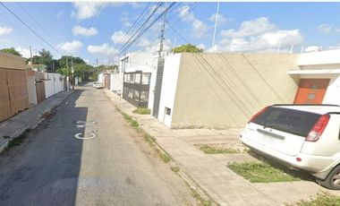 Casa en Venta. Chuburná de Hidalgo, Hidalgo de Chuburná, Mérida, Yucatán. Remate Hipotecario.