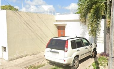 Casa en Venta. Chuburná de Hidalgo, Hidalgo de Chuburná, Mérida, Yucatán. Remate Hipotecario.