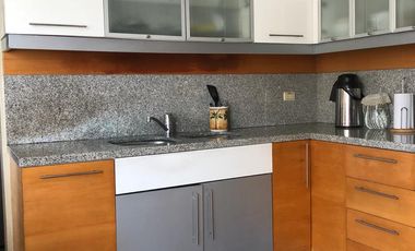 Venta excelente casa en Las Lagunas con 4 a 5 Dormitorios y Suite Privada con Acceso Independiente, Terraza, Piscina y BBQ