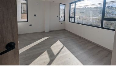 CASA EN CONJUNTO HUACHI CHICO AMBATO