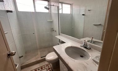 APARTAMENTO AMOBLADO EN ARRIENDO