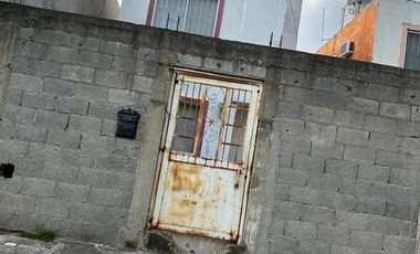 REMATO HERMOSA CASA INCREIBLE PRECIO UBICADA EN JARDINES DE CHAMPAYAN TAMPICO APROVECHA
