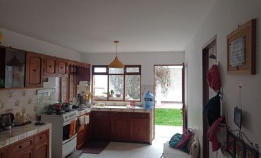 Urb. El Recreo Casa de 309.48m2 ideal para Clínica o Empresa