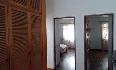 Urb. El Recreo Casa de 309.48m2 ideal para Clínica o Empresa