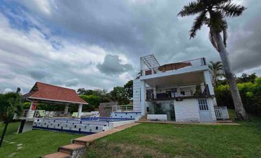 VENDO O PERMUTO ESPECTACULAR CASA QUINTA CAMPESTRE EN CONDOMINIO LA MESA