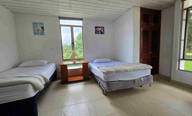 VENDO O PERMUTO ESPECTACULAR CASA QUINTA CAMPESTRE EN CONDOMINIO LA MESA