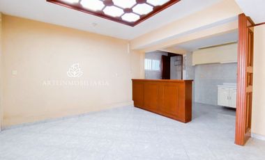 Casa Satélite ideal para oficina silenciosa, asilo, etc. Cerca Periférico, Plaza Satélite o Zona Azul