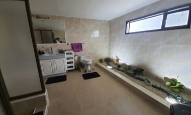 Venta Terreno 7.500 m2 y casa de 325 m2, Región del Maule