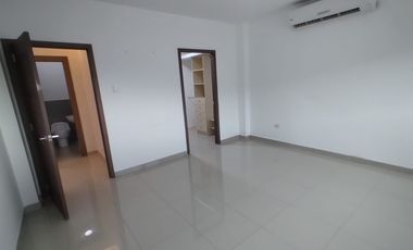 Alquilo departamento de 3 habitaciones en 1 er piso alto - Ceibos norte