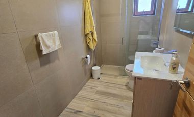 Limache, Gran Casa en Parcela, 4 dormitorios, estar, quincho, piscina