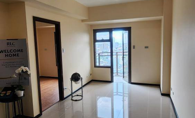 FOR SALE THE RADIANCE MANILA BAY 8.5M