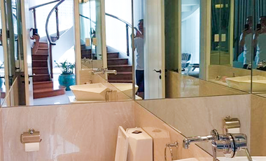 6 Bedroom House and Lot for Sale in Quezon City at White Plains