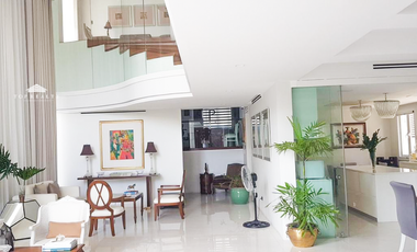 6 Bedroom House and Lot for Sale in Quezon City at White Plains