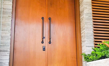 6 Bedroom House and Lot for Sale in Quezon City at White Plains