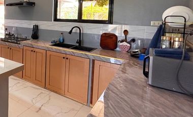 HOUSE WITH OCEAN & MOUNTAIN VIEW FOR SALE IN DAUIN