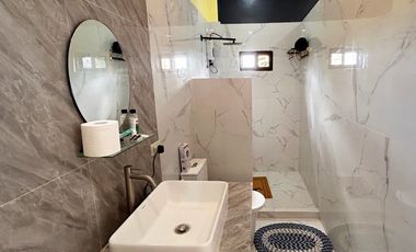 HOUSE WITH OCEAN & MOUNTAIN VIEW FOR SALE IN DAUIN