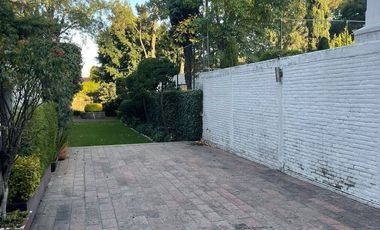 CASA EN LA ZONA DE MAYOR PLUSVALÍA DE LAS ÁGUILAS