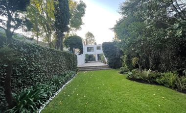 CASA EN LA ZONA DE MAYOR PLUSVALÍA DE LAS ÁGUILAS