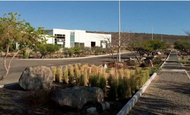 🏢 Bodega de Alto Nivel en Querétaro – ¡Activa e inicia tu Operación YA! 📏 465 m² de terreno y 375 m² de construcción.