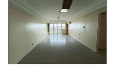 #RFO 3 Bedroom w/ 2 Car garage for sale in SUNVIEW PALACE Ermita Manila - BIDDING