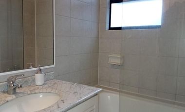 Vendemos Bonita Casa En Condominio - Barrio Ingles