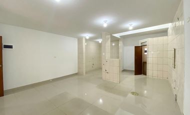 🌟 Tu Negocio Y Hogar En Av. Gran Chimú 🏡💼