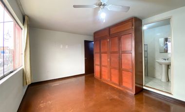 🌟 Tu Negocio Y Hogar En Av. Gran Chimú 🏡💼