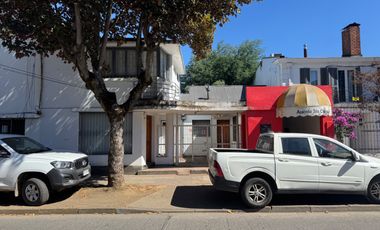 Casa 2 pisos a 2 cuadras plaza de Armas de Chillán