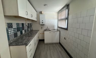 Casa 2 pisos a 2 cuadras plaza de Armas de Chillán