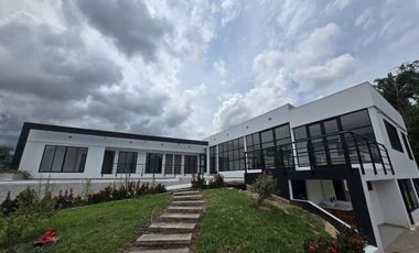 VENDO O PERMUTO CASA QUINTA CAMPESTRE PARA ESTRENAR EN LA MESA CUNDINAMARCA.