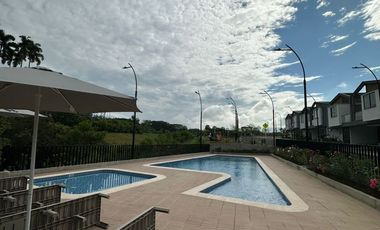 Se renta casa en villa terra pereira.