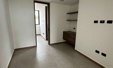 Se renta casa en villa terra pereira.