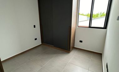 Se renta casa en villa terra pereira.