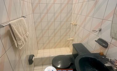 DEPARTAMENTO AMOBLADO EN VENTA, Sector Av. 3 de Noviembre D347