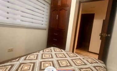 DEPARTAMENTO AMOBLADO EN VENTA, Sector Av. 3 de Noviembre D347