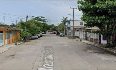 TTL (EMB) CASA EN VENTA DE CONTADO EN EJIDAL VERACRUZ