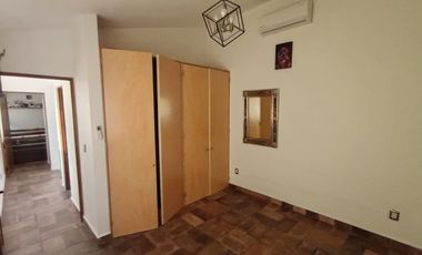 En Renta Casa En Condominio, Excelente Ubicación, Alberca y Jardín