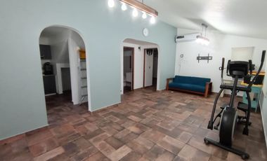 En Renta Casa En Condominio, Excelente Ubicación, Alberca y Jardín