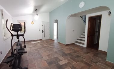 En Renta Casa En Condominio, Excelente Ubicación, Alberca y Jardín