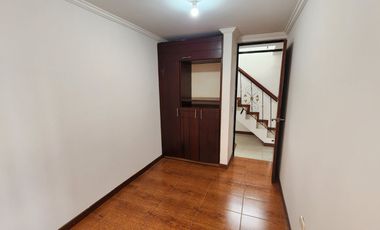 SE VENDE ESPECTACULAR CASA DE BARRIO EN MOSQUERA (CONDADO DEL DUQUE)