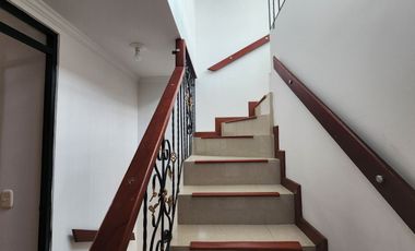 SE VENDE ESPECTACULAR CASA DE BARRIO EN MOSQUERA (CONDADO DEL DUQUE)