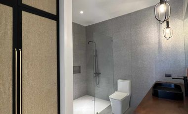 FOR SALE: HOUSE & LOT IN AYALA ALABANG VILLAGE MUNTINLUPA CITY
