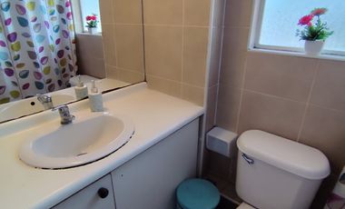 Cómoda Casa en Microbarrio (4D-3B-2E), Jardines de Santa María, Maipú.
