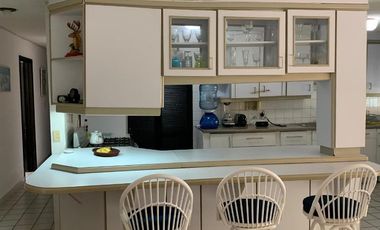 C111 Casa en Venta 3 recamaras piscina y amplio jardin frente a campo de golf en Ixtapa