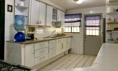 C111 Casa en Venta 3 recamaras piscina y amplio jardin frente a campo de golf en Ixtapa