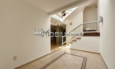 Renta Casa IMPECABLE en Condominio Amplios Espacios JARDINES DEL AJUSCO