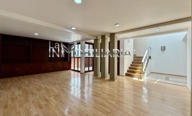 Renta Casa IMPECABLE en Condominio Amplios Espacios JARDINES DEL AJUSCO