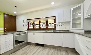 Renta Casa IMPECABLE en Condominio Amplios Espacios JARDINES DEL AJUSCO