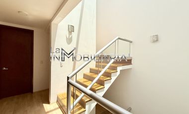 Renta Casa IMPECABLE en Condominio Amplios Espacios JARDINES DEL AJUSCO