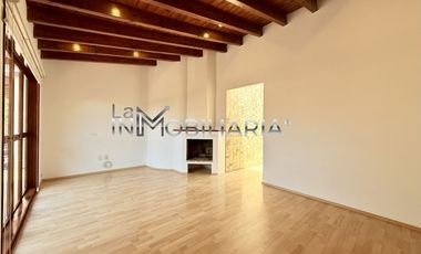 Renta Casa IMPECABLE en Condominio Amplios Espacios JARDINES DEL AJUSCO